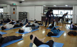 和田先生の経絡リンパセルフマッサージ写真６